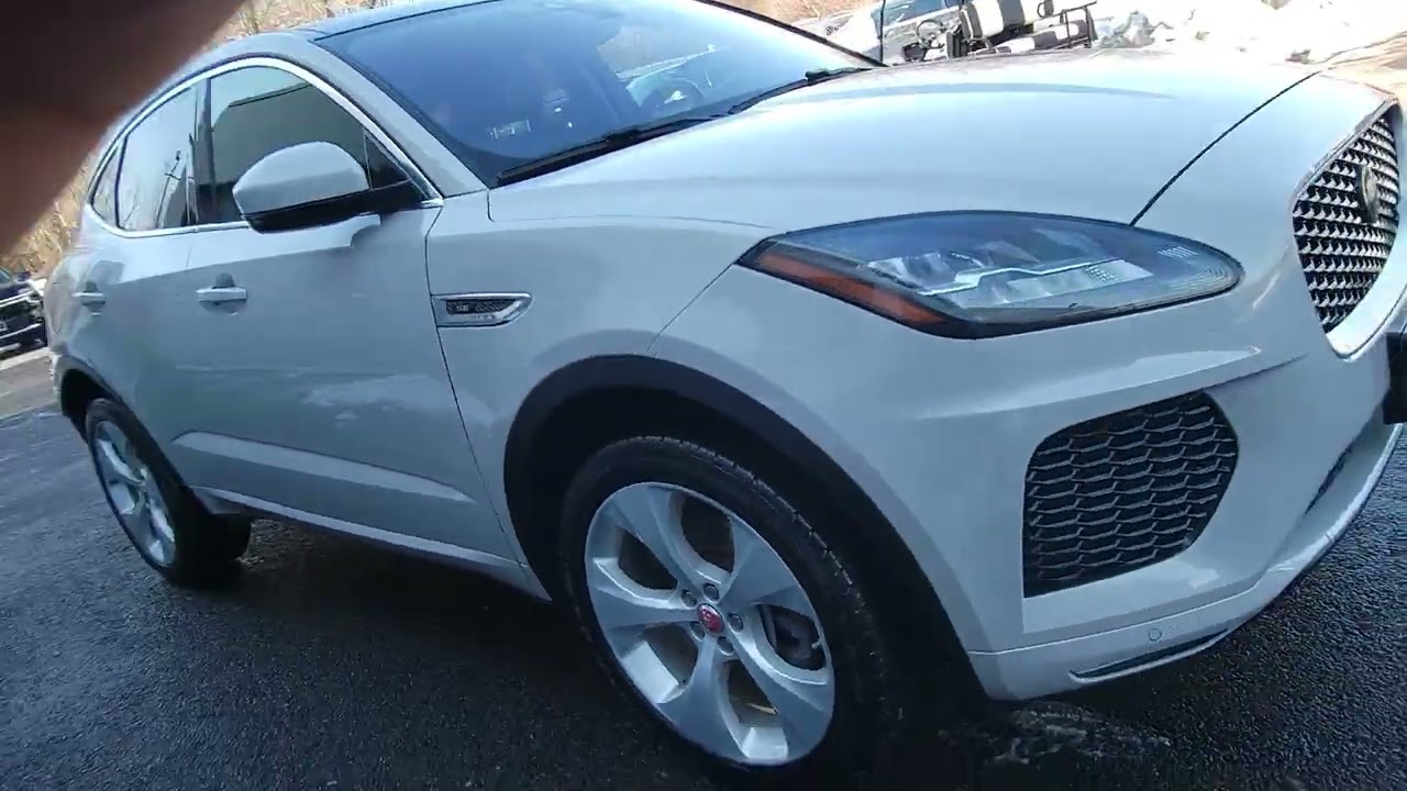 2018 Jaguar E-PACE R-Dynamic SE at Performance Dodge RAM | Woodbury, NJ