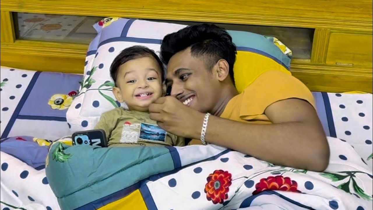 বাসায় আসতে দেরি হওয়াতে সুমাইয়া রাগ করে বসে আছে | Sumaiya Robayed