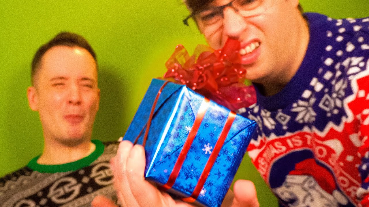 CHRISTMAS SPECIAL - OPENING OUR PRESENTS!