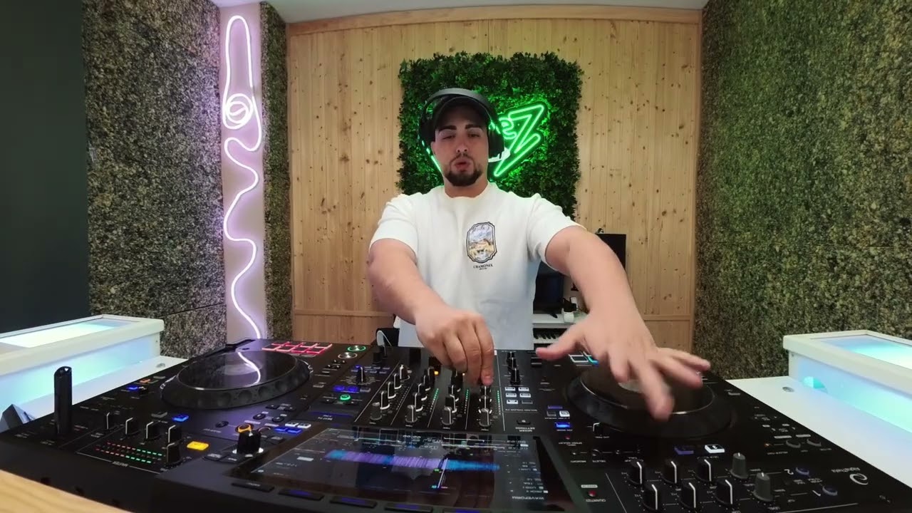 VIBRA MUSIC #79 | Latin Tech House Mix 2025
