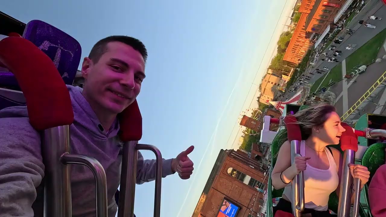 Karuzela Extreme (Lunapark Mati) On ride 3 - Łódź - Kwiecień 2025 (Manufaktura)