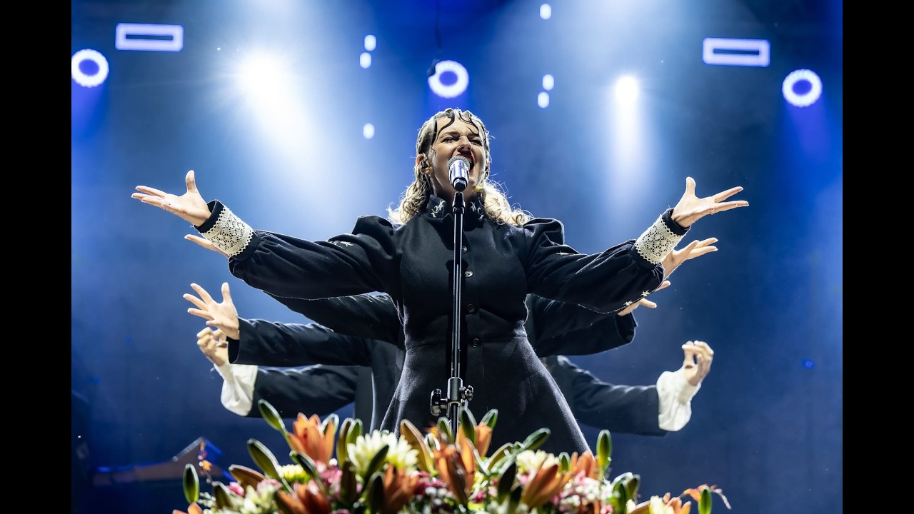 Basia Giewont - Halny (Live Performance - 500-lecie Rodu Gąsieniców)