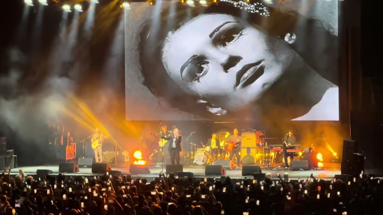Morrissey There Is a Light That Never Goes Out