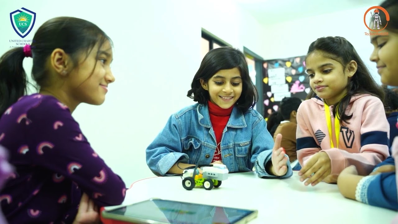 UNITED CHARTER SCHOOLS Robotics in schools and classrooms of Karachi | Pakistan