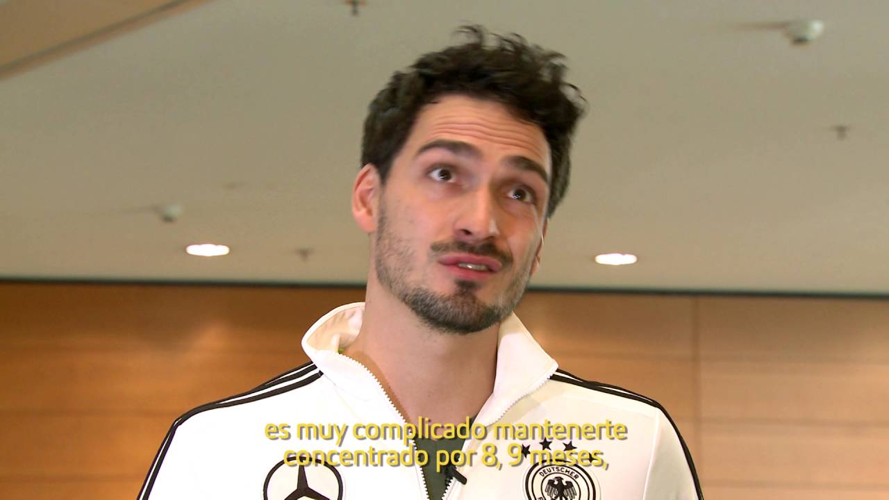 Mats Hummels con Inés Sainz