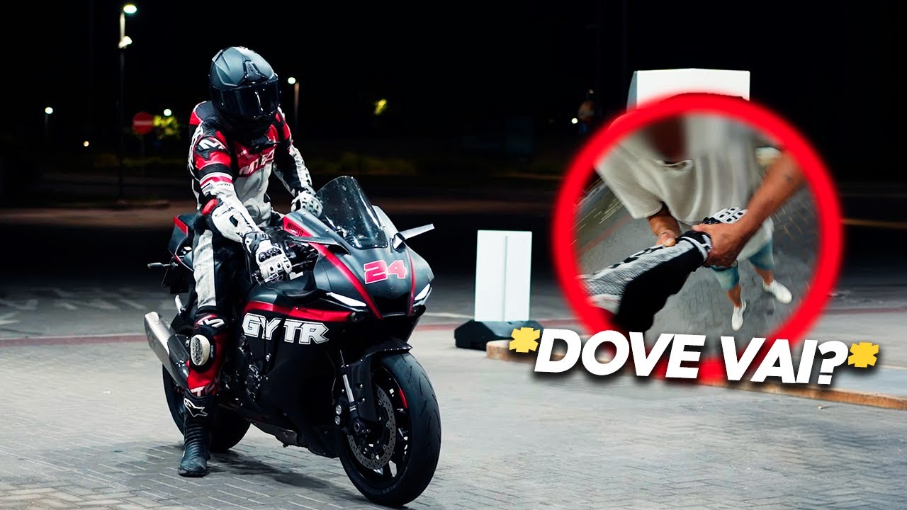 UN NIGHTRIDE PARTICOLARE con l' R1...