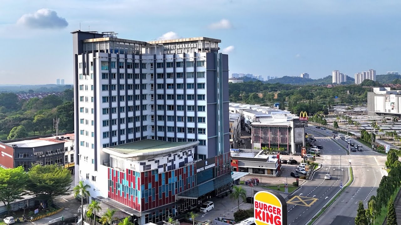 Hotel Granada is the best hotel that I have stayed in Bukit Indah, Johor Bahru
