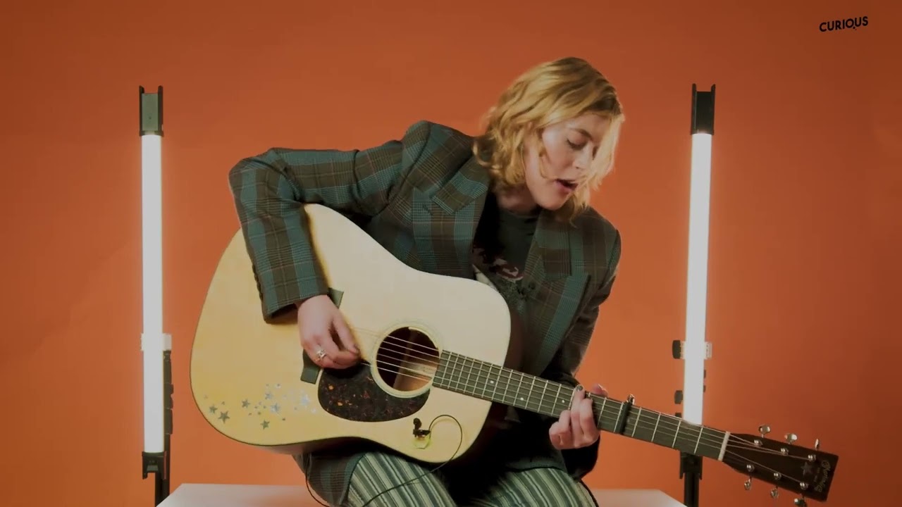 Curious Sessions: Ellen Krauss &bull; Hungover (Head In A Can) Live