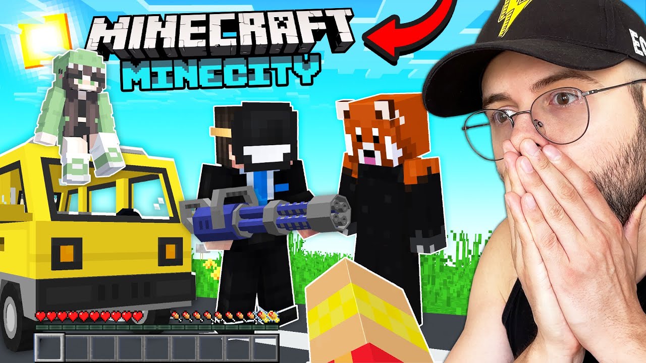 Minecity A REVENIT dupa 3 ANI! Noua serie cu YouTuberii 🤯