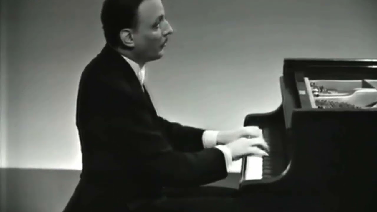 Arturo Benedetti Michelangeli plays Chopin (restored)
