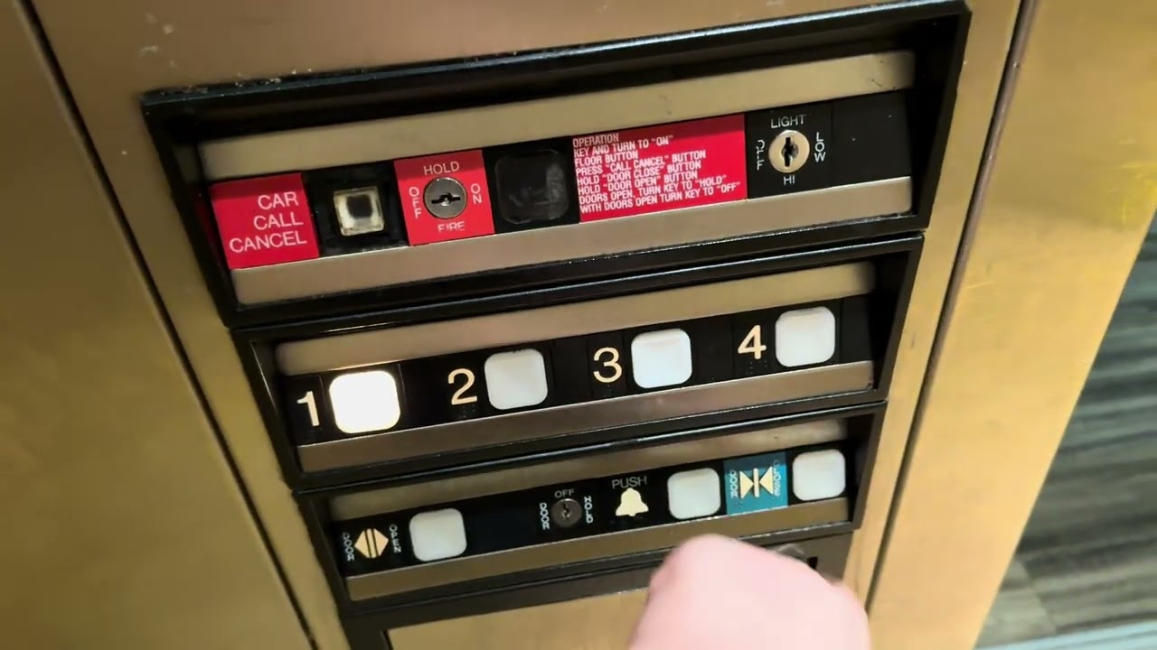 Dover Hydraulic Elevator ~ La Quinta Inn & Suites by Wyndham ~ Miami Lakes, FL