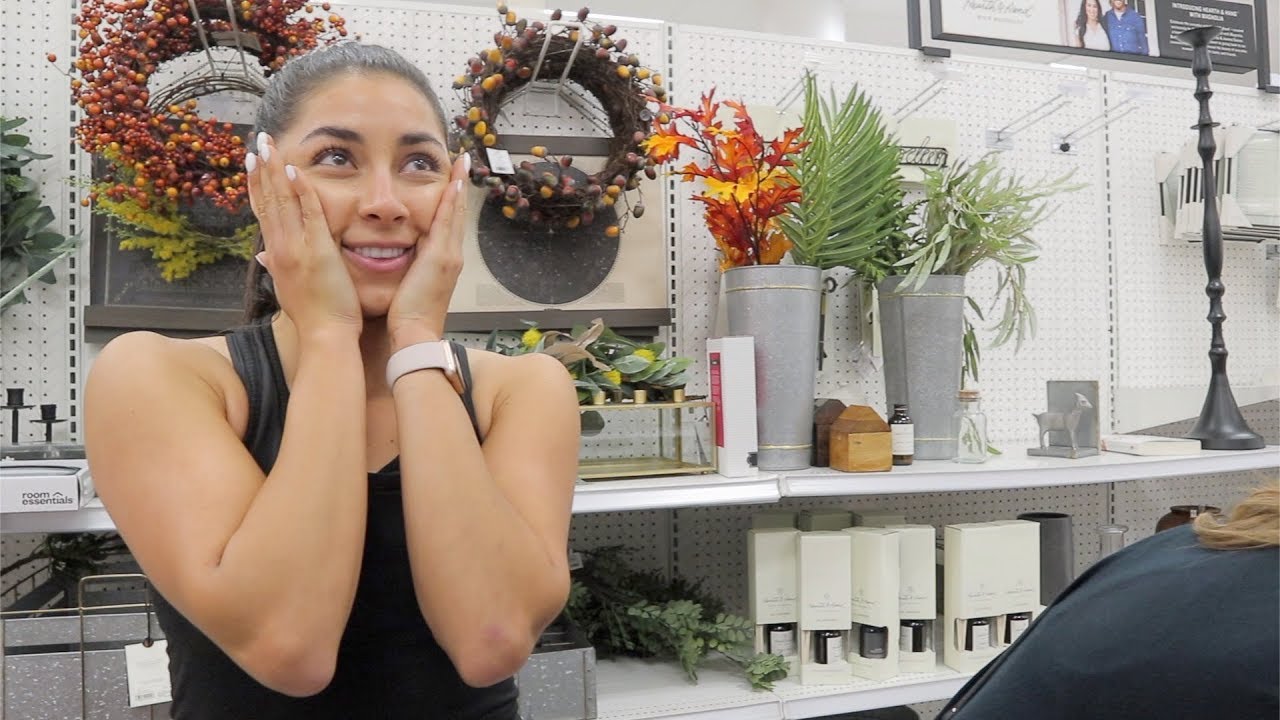 An Update... + Shopping For Fall, Hanging w/ YouTubers & More! | Jeanine Amapola