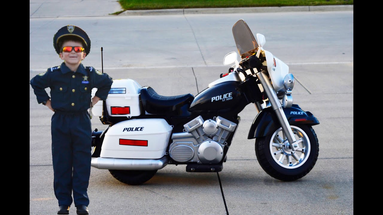 Little Heroes Assemble Kidz Motorz Patrol H. Police Motorcycle