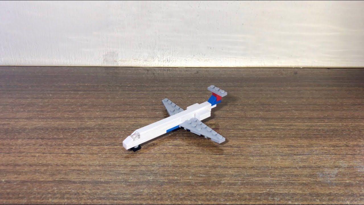 Micro Lego Delta Air Lines Boeing 717-200 | Tutorial