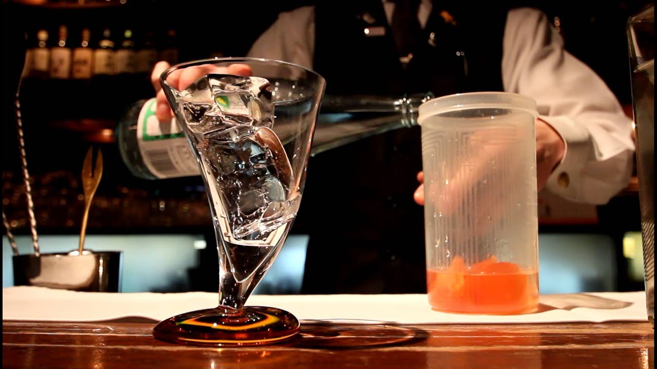 柿のカクテル　北新地BESOにて/The bar with the best bartender in Japan