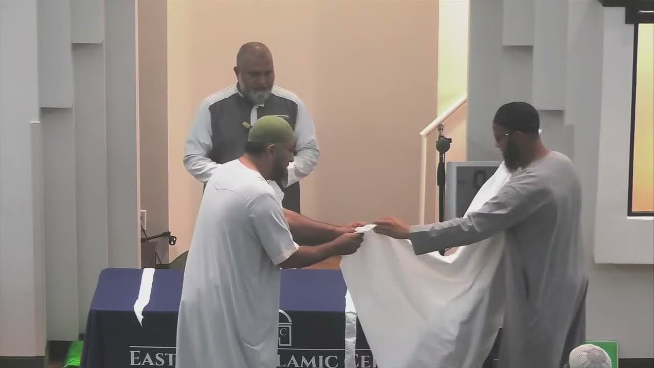 FUNERALS ( How to Shroud The Deceased  ) Ustadh Baajour