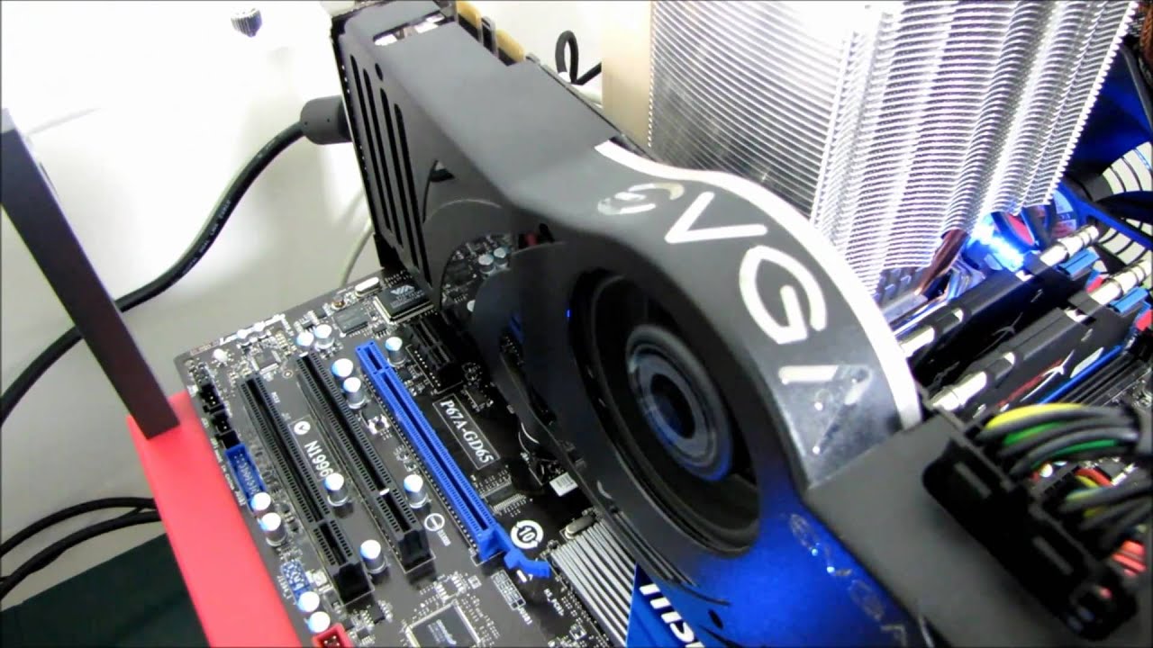 NVIDIA GTX 560 Ti vs 8800 GTX Crysis Image Quality & Benchmark Linus Tech Tips