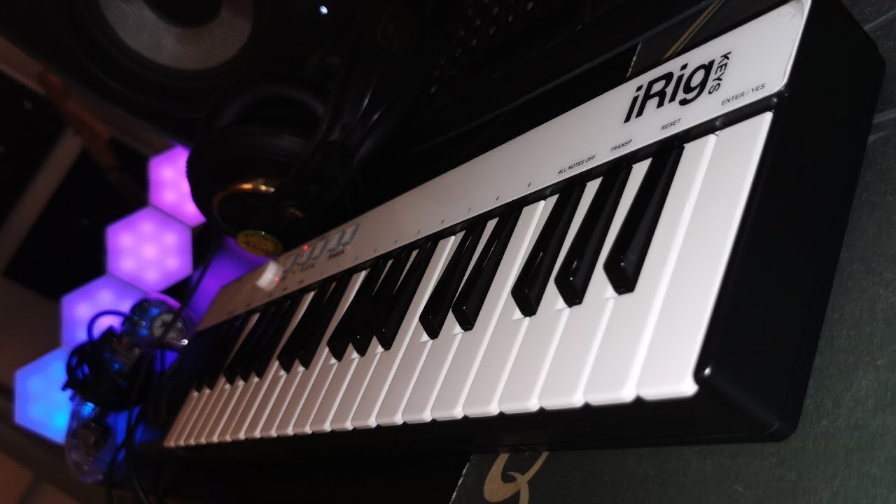 🎹The Legendary iRig Keys 37 – Why the Original Is Still the Best MIDI Keyboard in 2025!