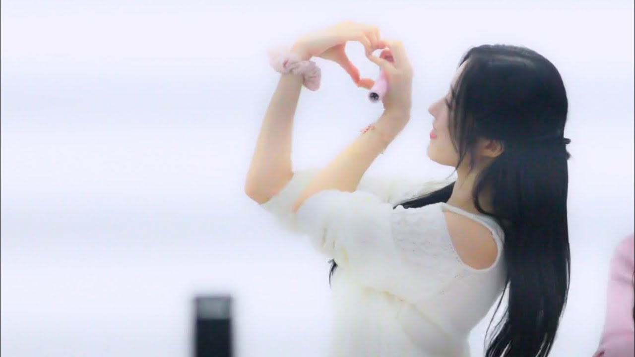 240907 시그니처 채솔 cignature CHAESOL &lsquo;I like I like&rsquo; @후즈팬 팬사인회