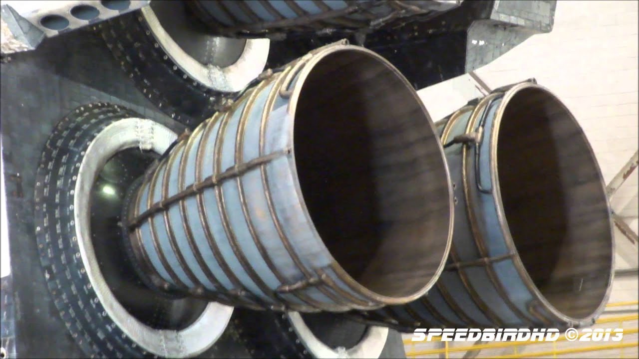 NASA Space Shuttle Endeavour [OV-105] CLOSE UP at LAX