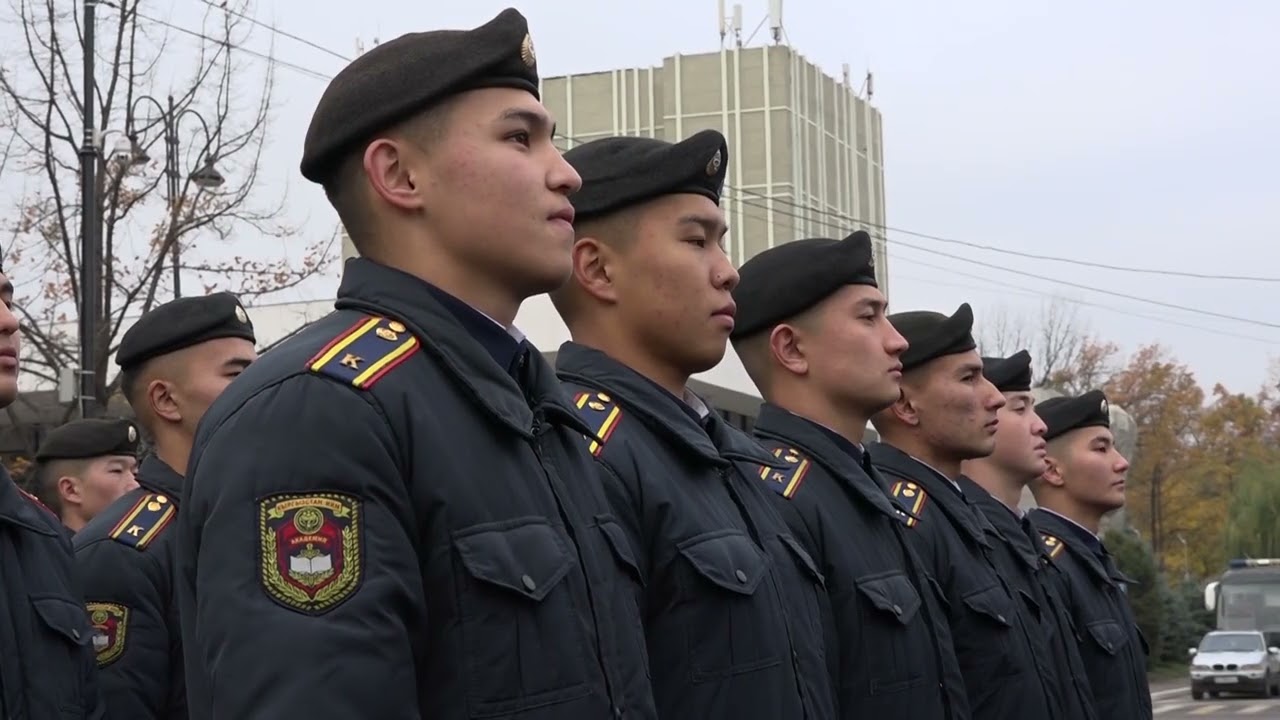 В честь 99 годовщины образования кыргызской милиции прошёл гарнизонный развод