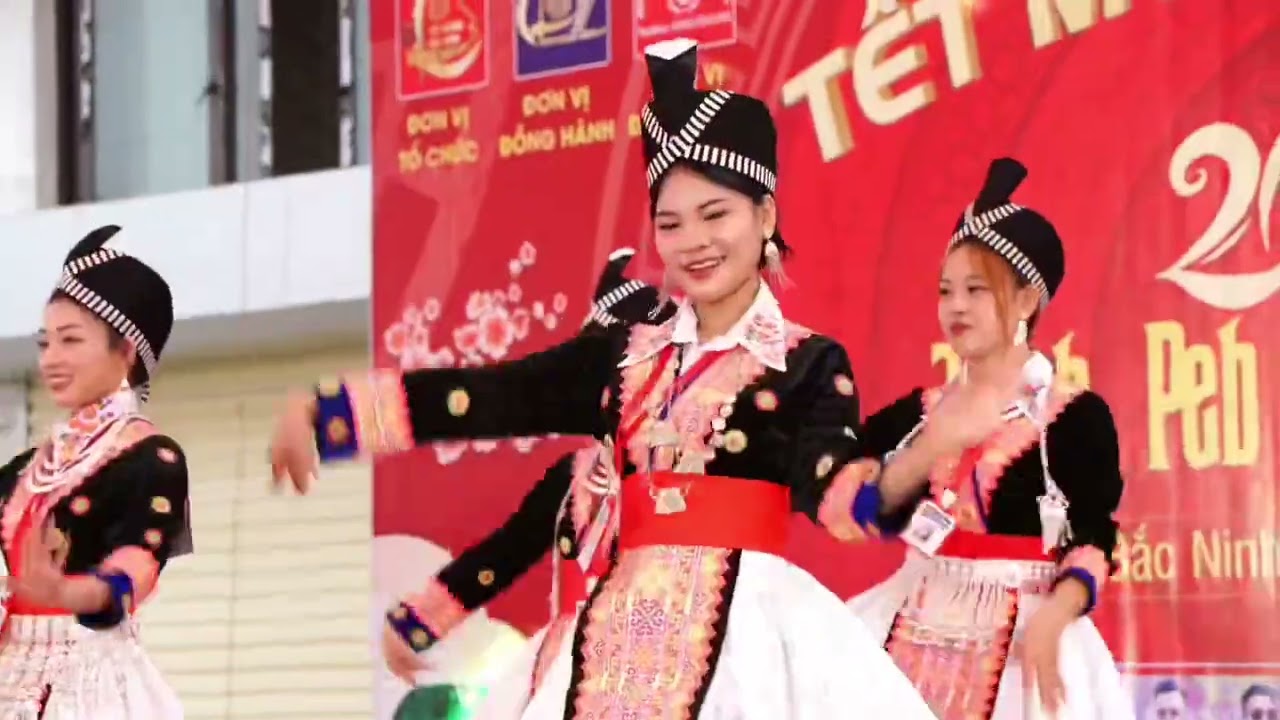  nkauj hmoob Seev cev nyob bác Ninh Tết mông bác Ninh đi cả nhà ơi 