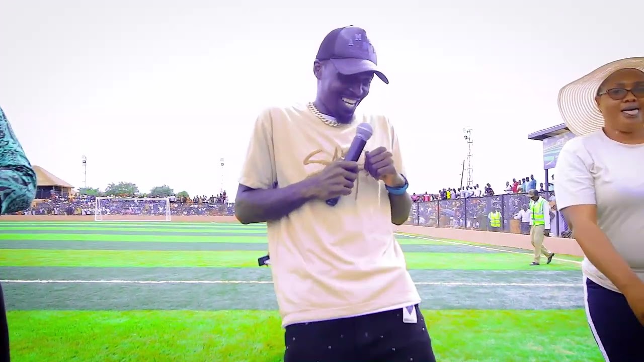 Black Mark performing kasilimu live 