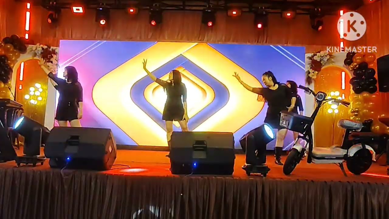 Ni yong yuan bu dong wo