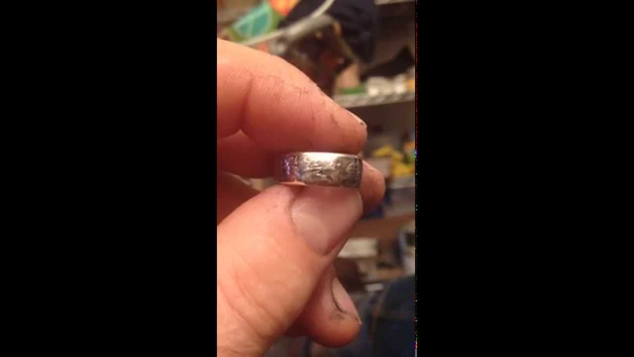 Canadian coin ring from 1898 quarter