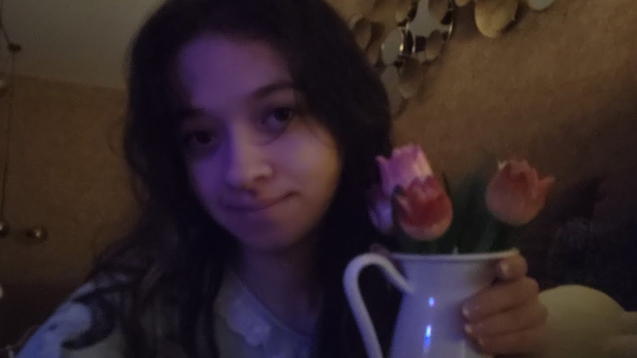 First asmr video!! (tapping sounds)