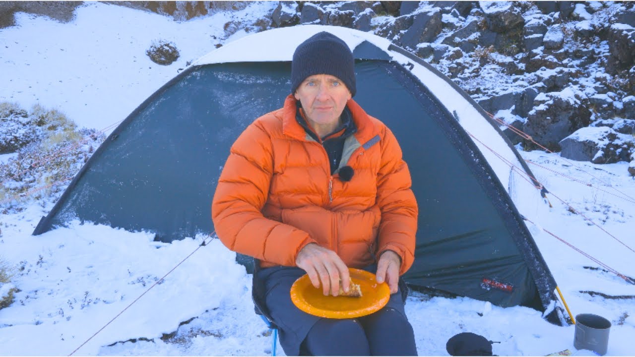 SNOW Camping in the Mountains, Hilleberg Tent