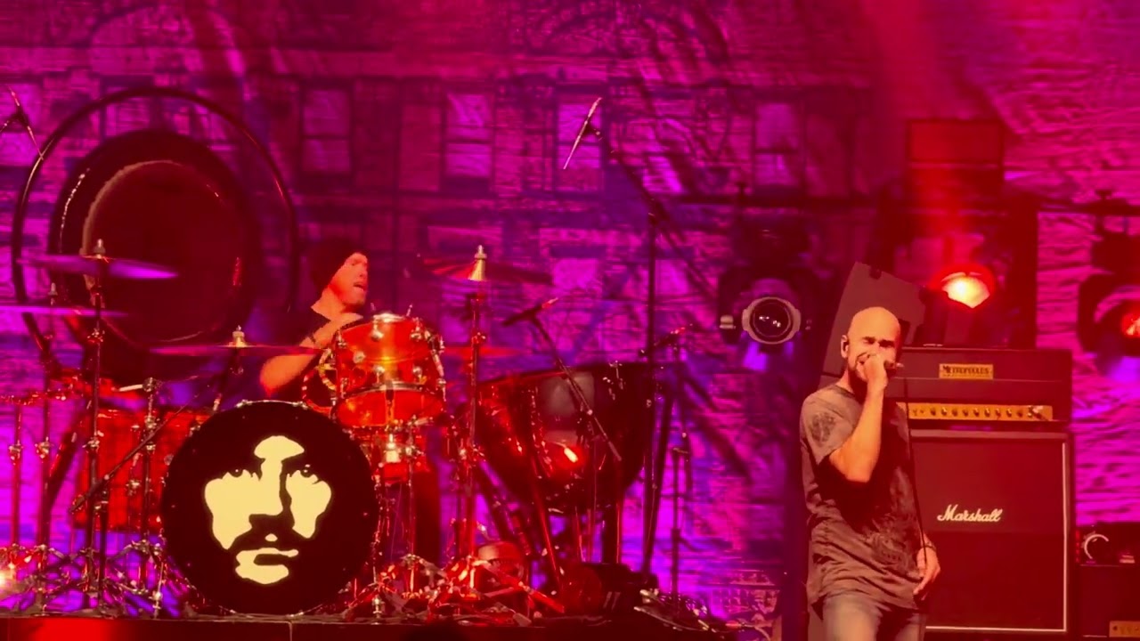 Jason Bohnam playing Kashmir tribute to his father John Bohnam on @ledzeppelin’s 50th anniversary.
