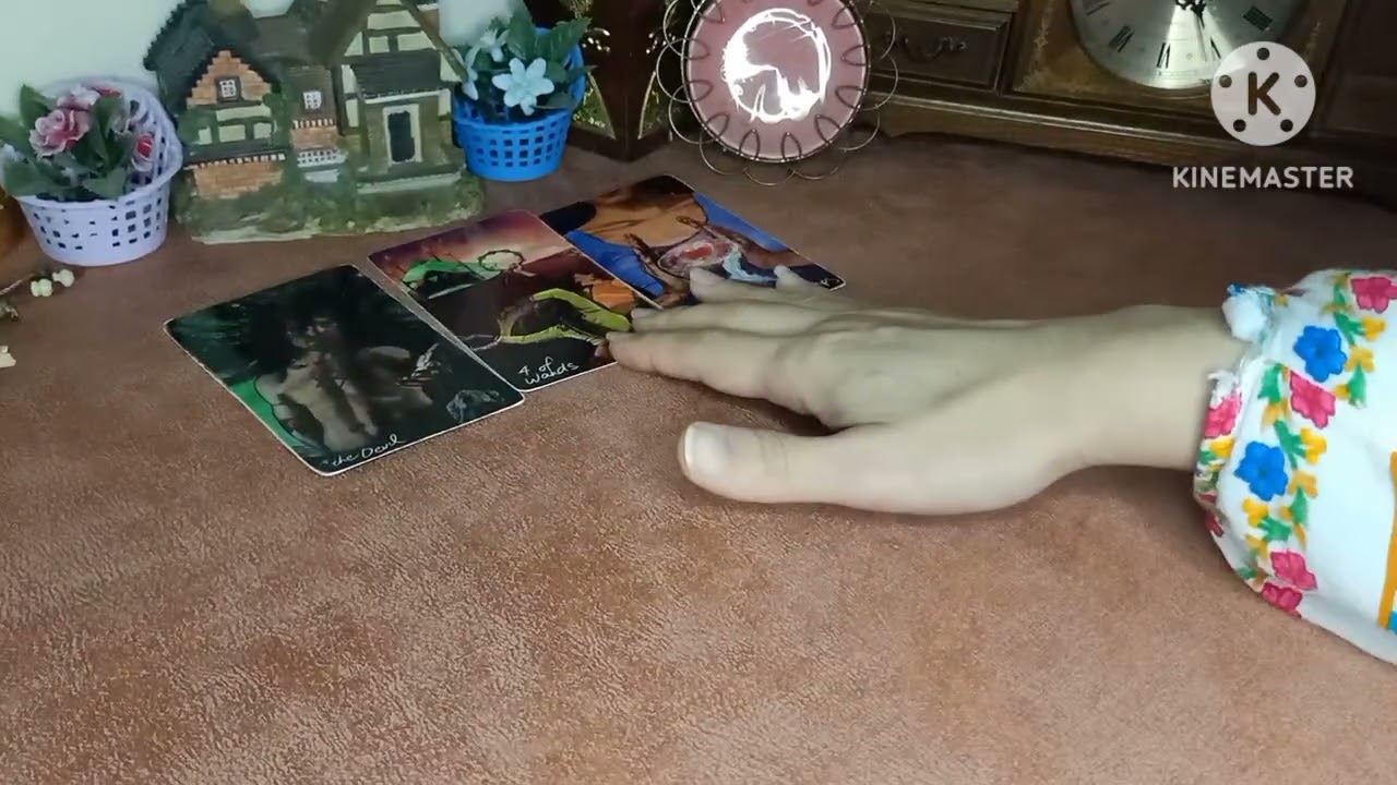 برج العذراء 💞 توقعاتك العاطفيه 💞 الفتره من ١٩ ل٢٤ أكتوبر حيران ليه افكارك فتغيير دائم حبيب يتمنا قرب