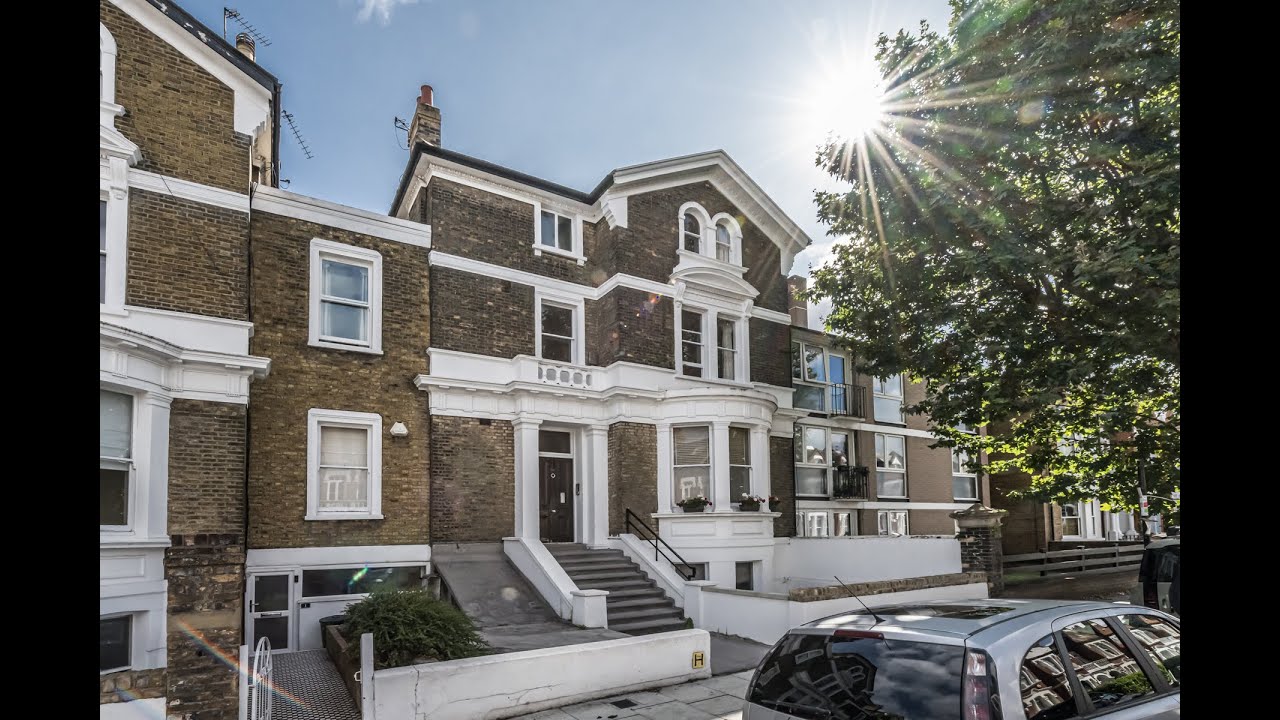 Altenburg Gardens, Battersea, London, SW11