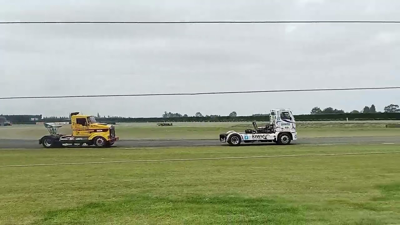 Truck racing at levels raceway Timaru. 2026