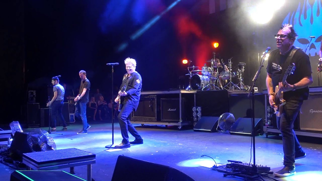 The Offspring - Pretty Fly at Pacific Amphitheater, Costa Mesa, CA 7.30.2015