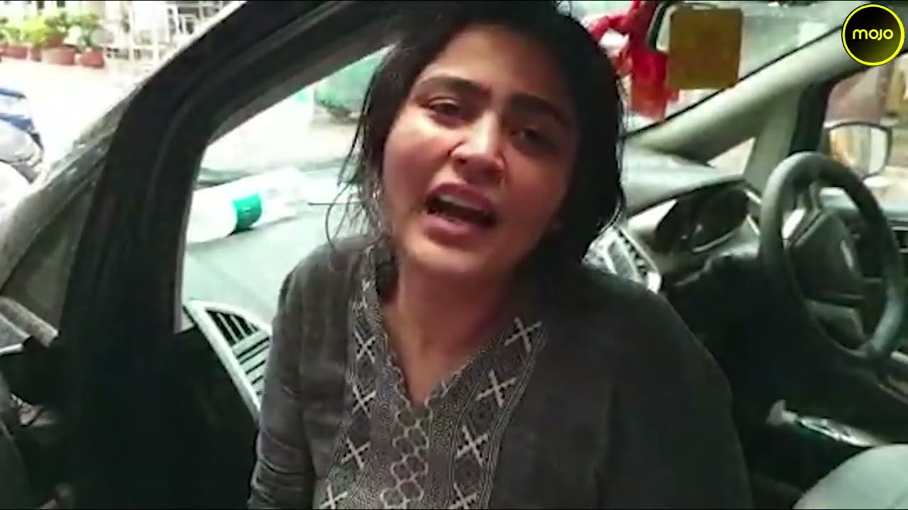 Delhi | Daughter Shows Her Last WhatsApp Chats After Losing Father To COVID | Oxygen Shortage