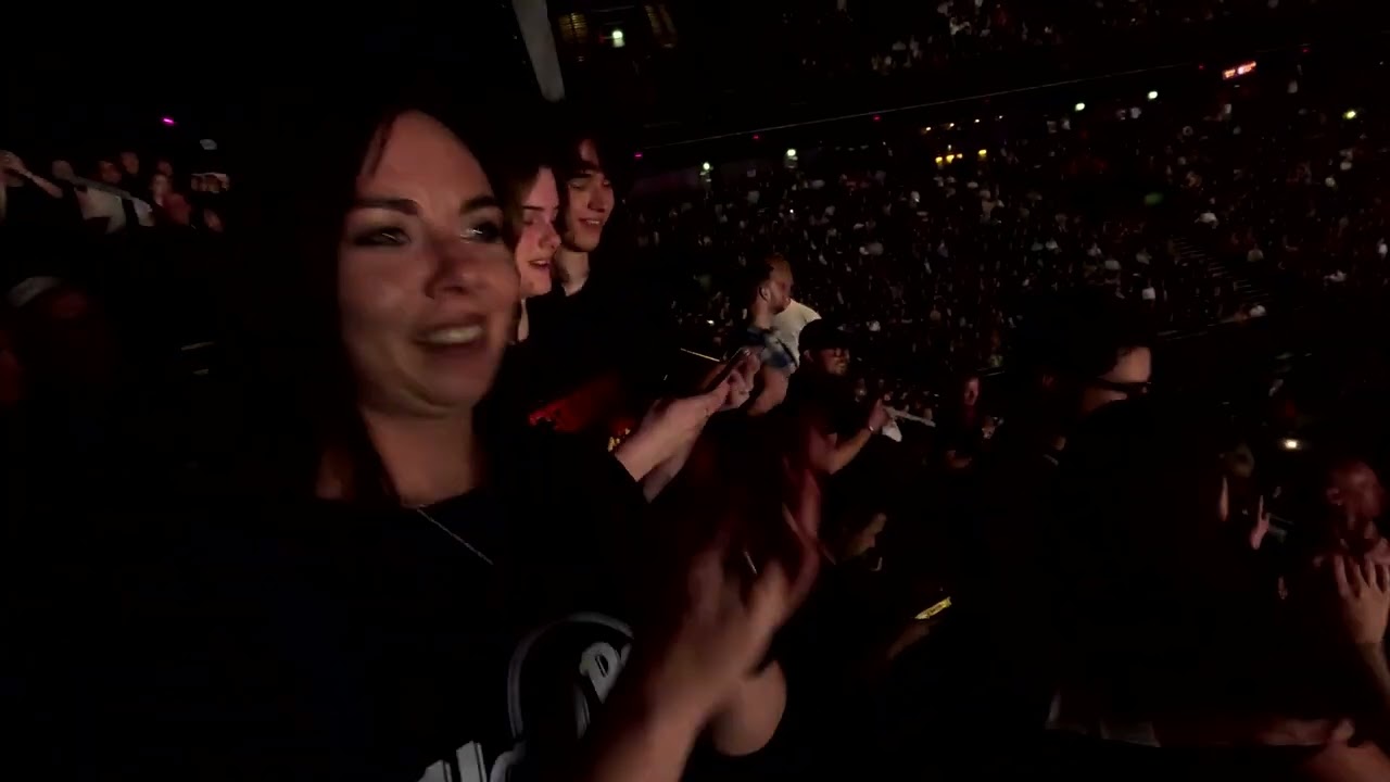 Scorpions in Amsterdam Ziggo Dome 12/06/2024     *Still loving you*      *Rock you like a hurricane*