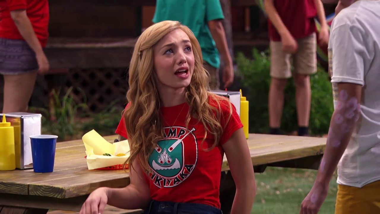 Summer Camp | Snoephandel | Disney Channel BE