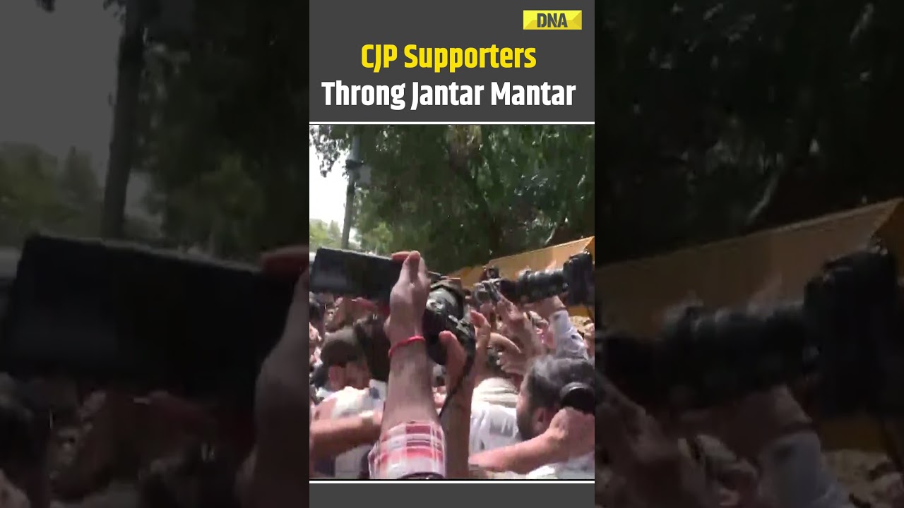 Cockroach Janta Party: CJP Supporters Arrive At Jantar Mantar For Protest | Abhijeet Dipke | Delhi