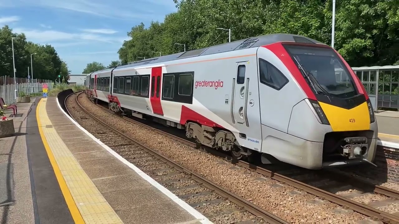 A Day Out By Bus & Train From Great Yarmouth To Beccles Onwards To Norwich & Return