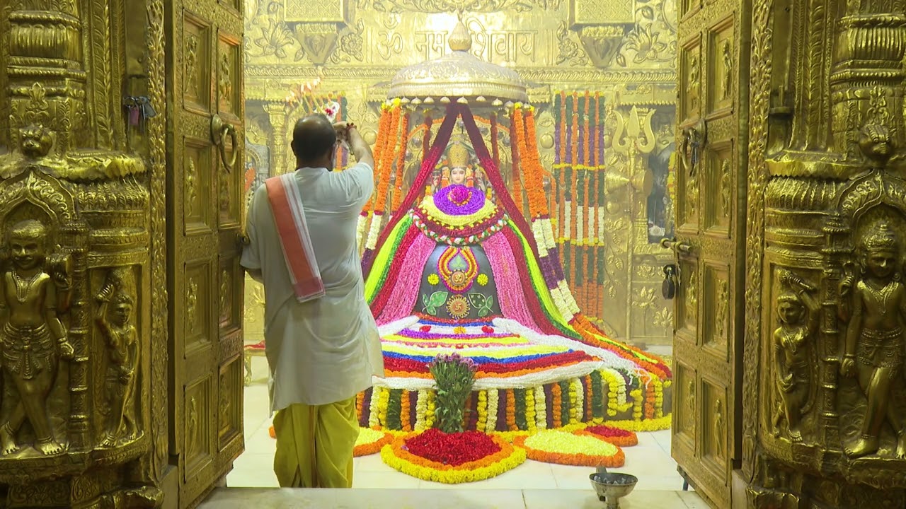 *श्री सोमनाथ महादेव मंदिर, प्रथम ज्योतिर्लिंग, सायं आरती**Dt.06 August 2025_07 PM*