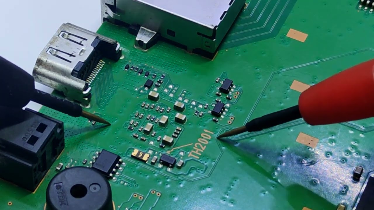 Playstation 4 fat sem imagem no HDMI depois de queda de raio! Essa foi sorte!