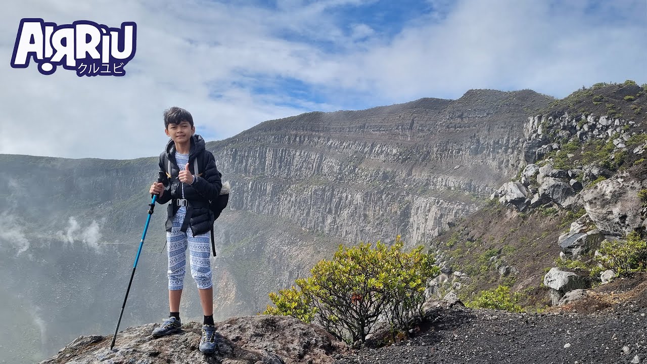 Pendakian Airriu Lintas Putri - Cibodas  - Gunung Gede Pangrango