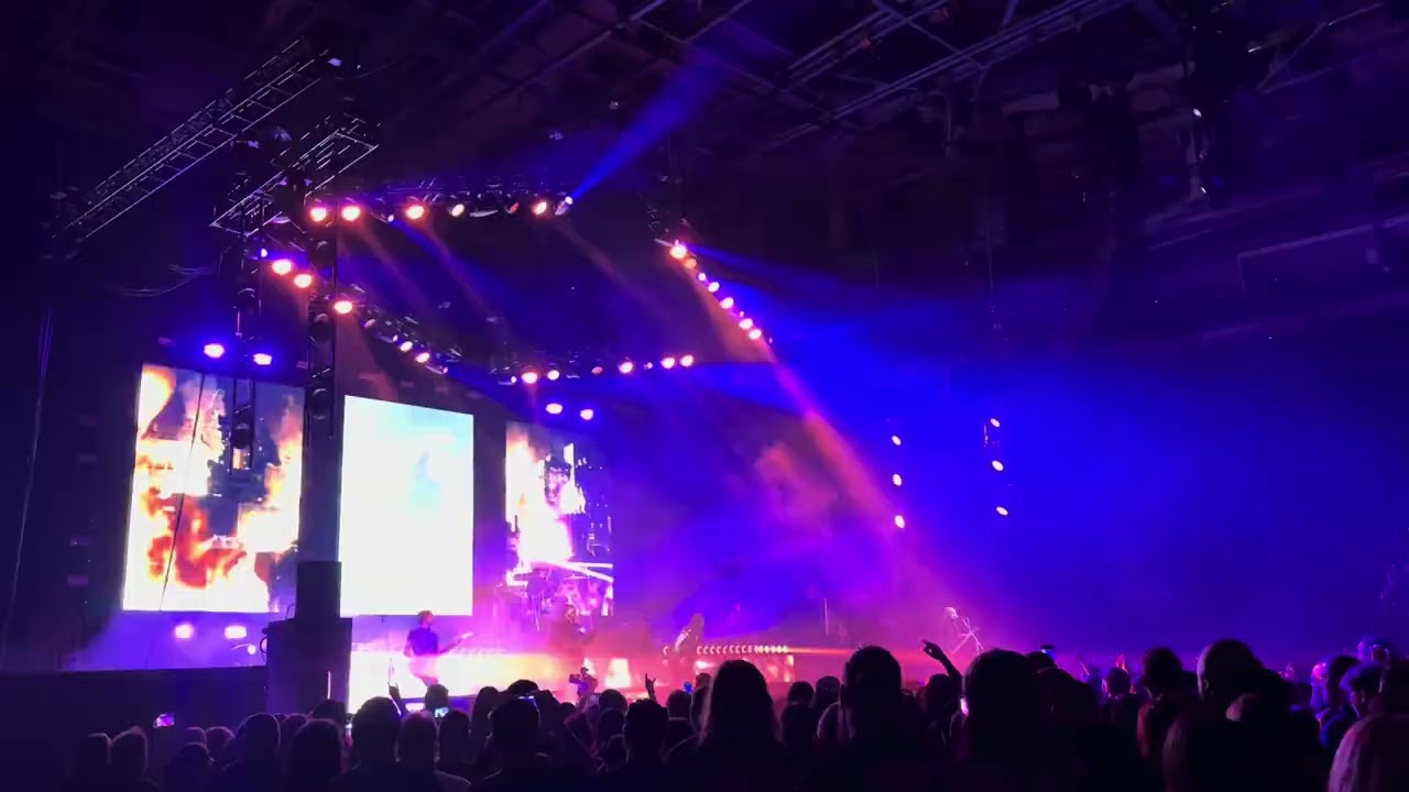 Hollow points - Motionless in White live at the Nottingham Motorpoint Arena 6/2/26