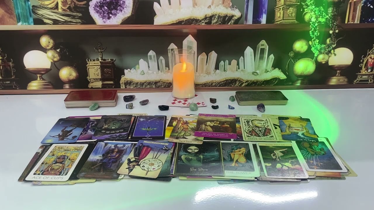TAURUS THE DIFFERENCE BETWEEN A KARMIC SOULMATE & A TWIN FLAME TAURUS LOVE TAROT READING