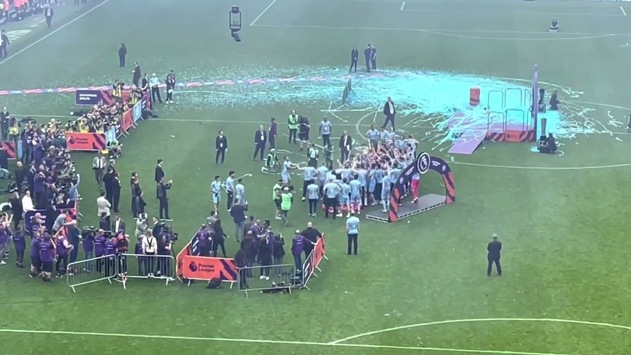 Manchester City , Premier League Champions 2021/22, don’t look back in anger