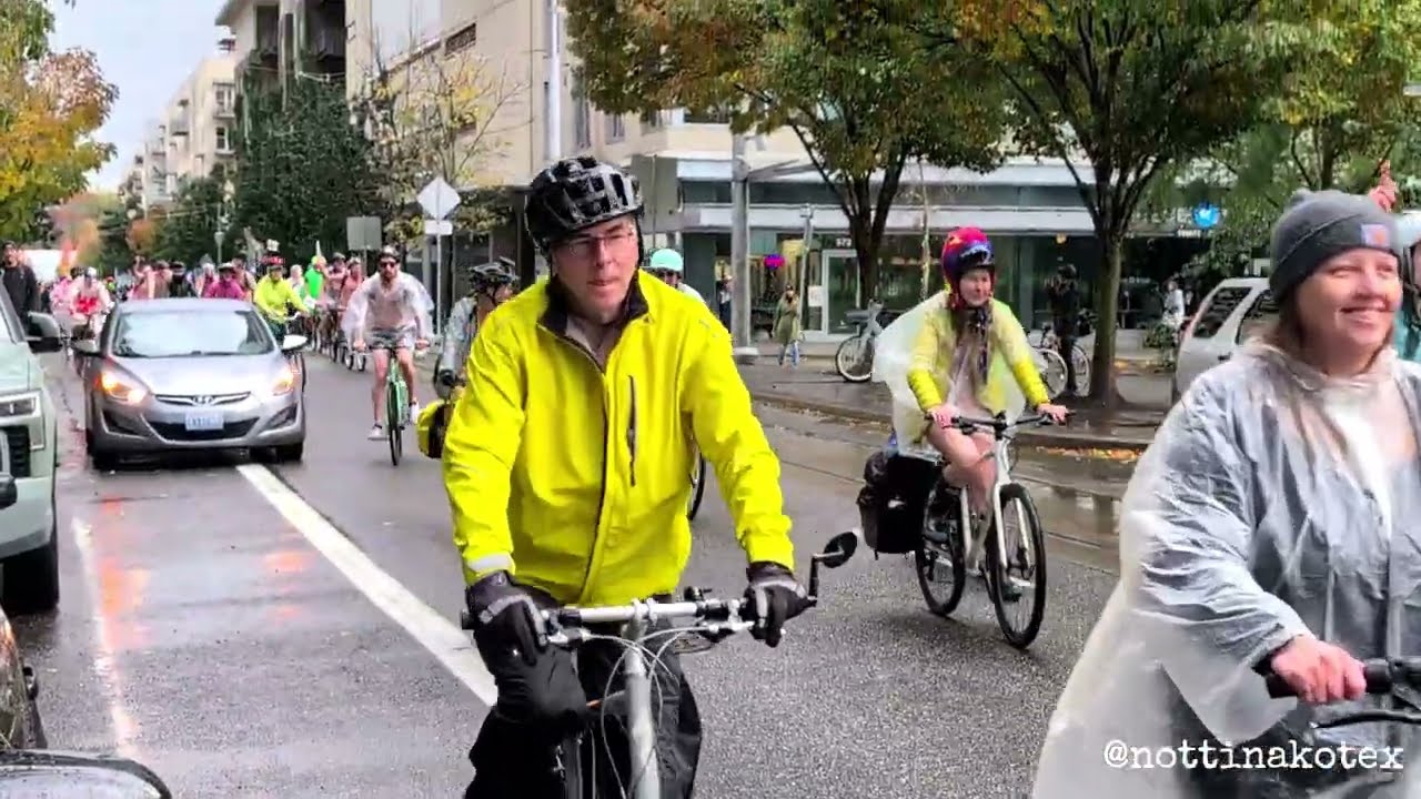 Portland Emergency naked bike ride