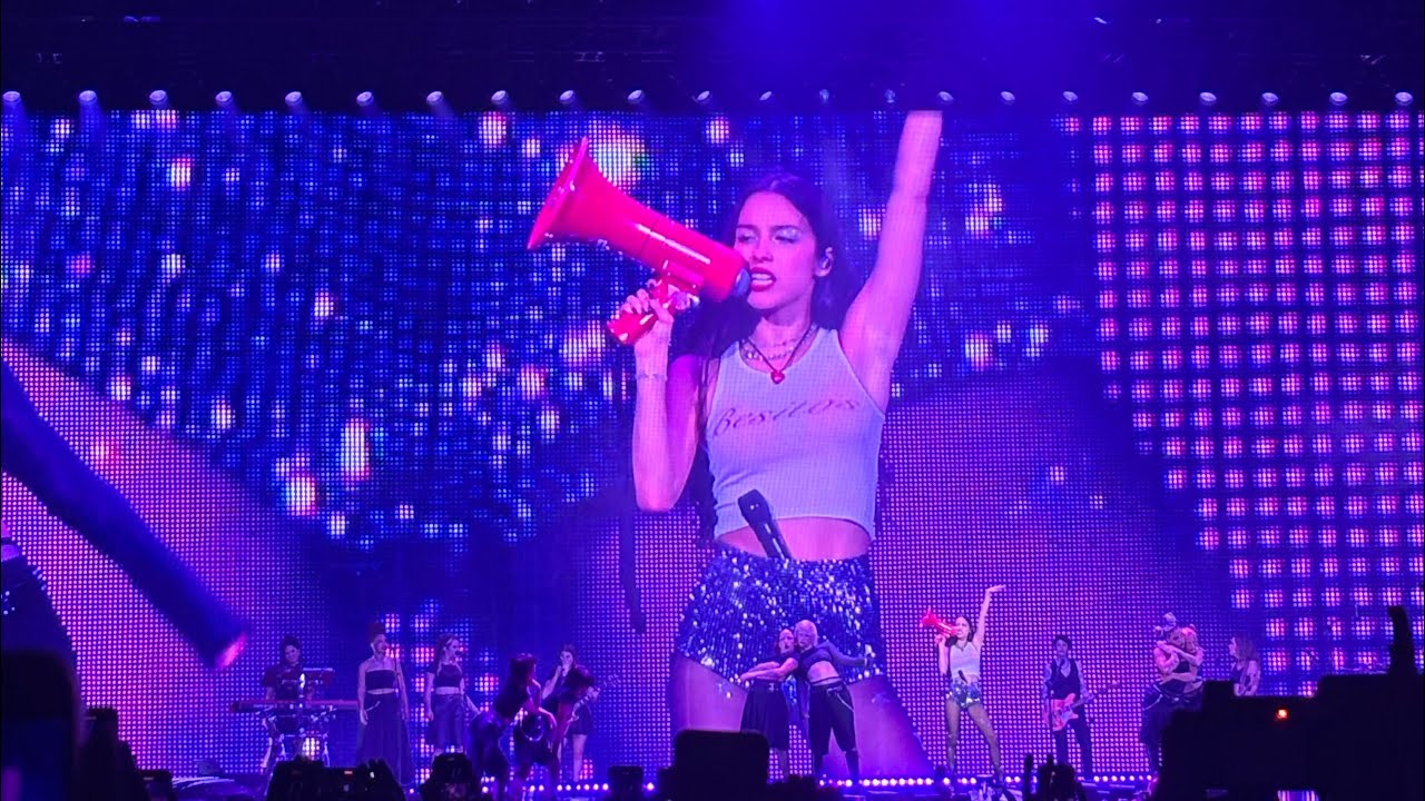 i saw olivia rodrigo in barcelona