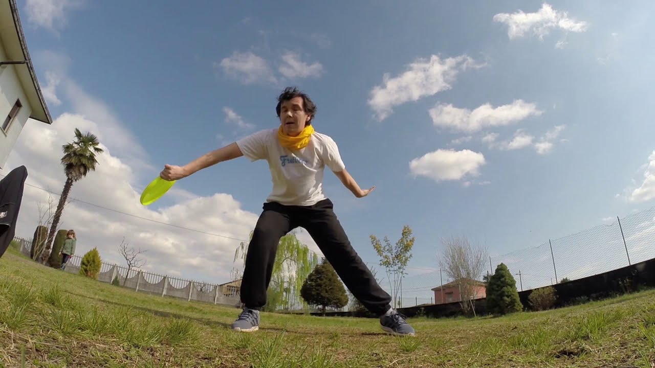 Quarantine training: kickbrush + ATW brush finale  Freestyle Frisbee 31/03